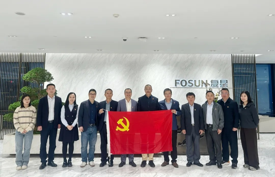 海南礦業(yè)與復(fù)星集團(tuán)、南鋼集團(tuán)共同探討黨建引領(lǐng)發(fā)展新路徑